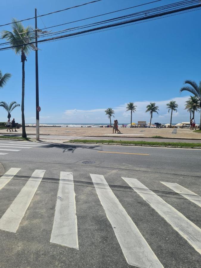Kitnet Praia Grande Ocian 50 M Da Praia Екстериор снимка